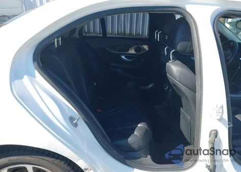 2015 Mercedes-Benz C 300 from USA, damaged, VIN 55SWF4JB7FU055862